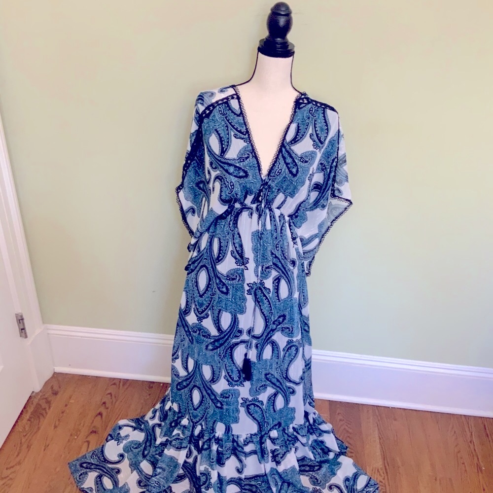 Long dress by IORANE